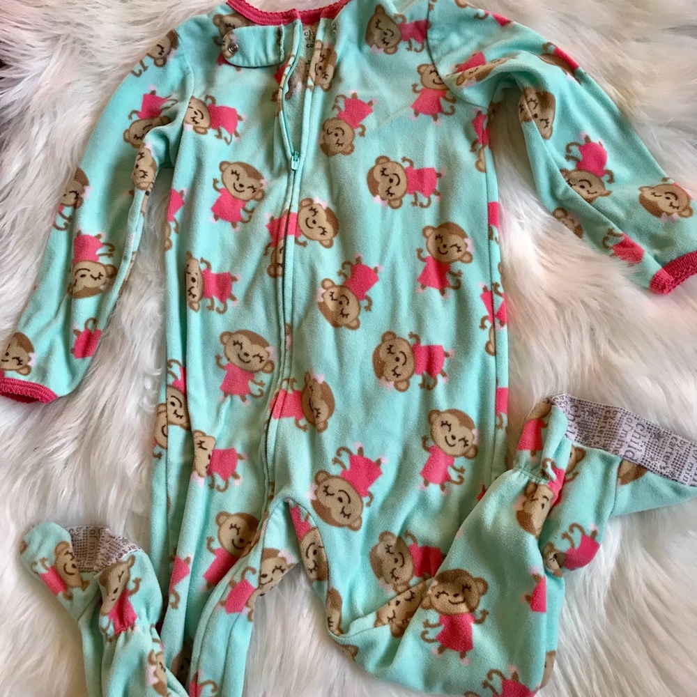 Carters 3t pajamas -2 pair